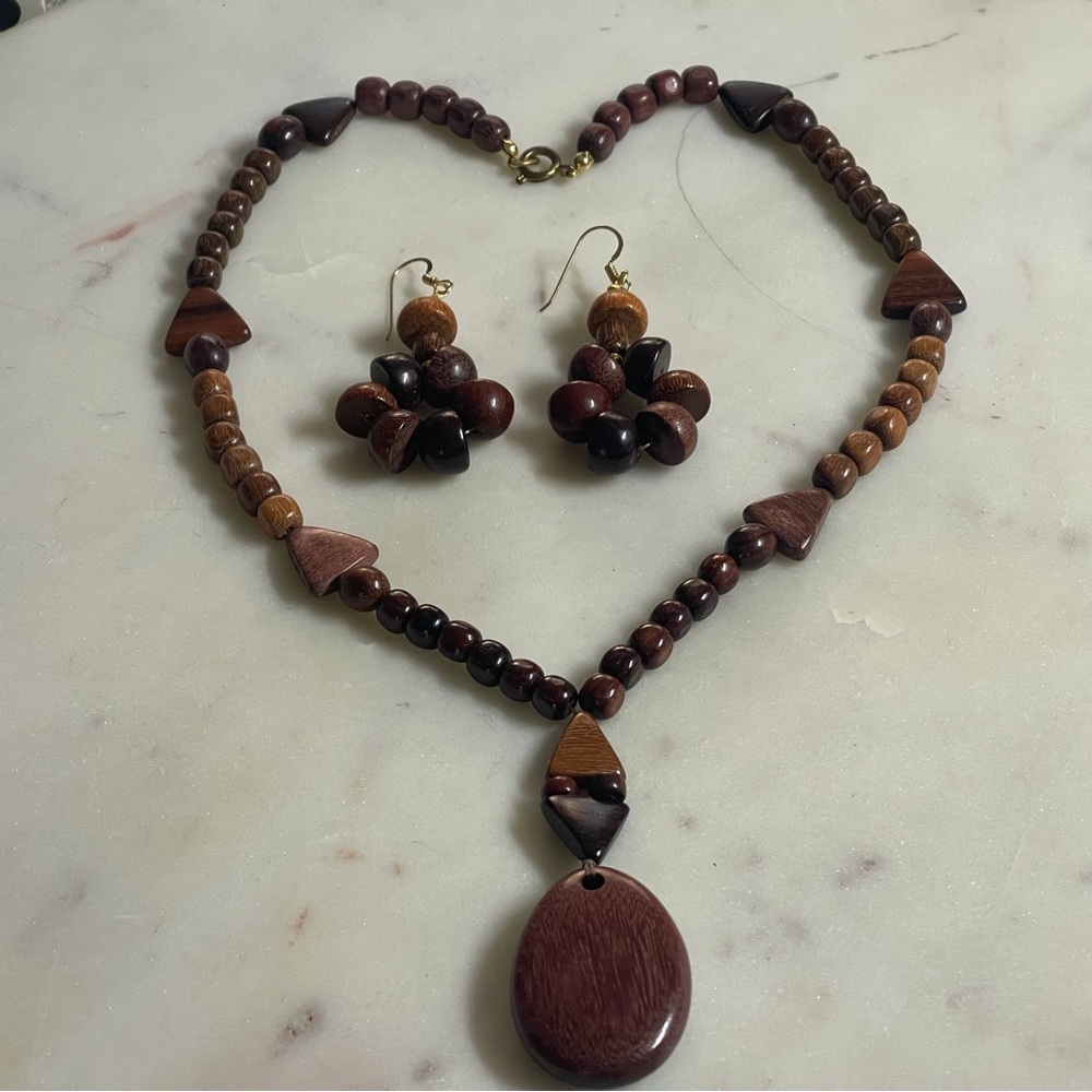 Elegant Wooden Bead Necklace and Earring Set